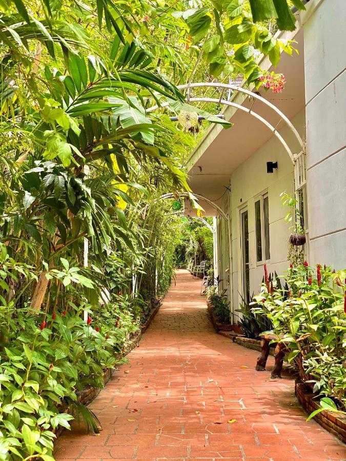 Ngoc Hanh Bungalow 두옹 동 외부 사진