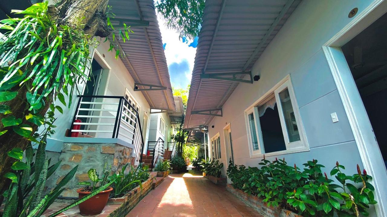 Ngoc Hanh Bungalow 두옹 동 외부 사진