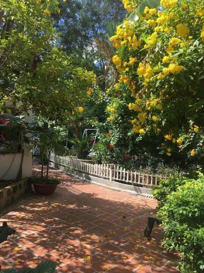 Ngoc Hanh Bungalow 두옹 동 외부 사진