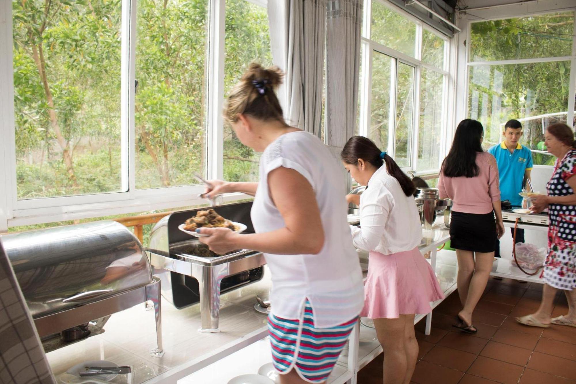 Ngoc Hanh Bungalow 두옹 동 외부 사진